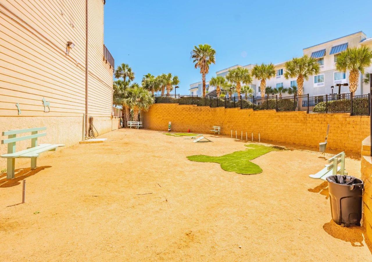 Poolside Paradise Galveston Exterior photo