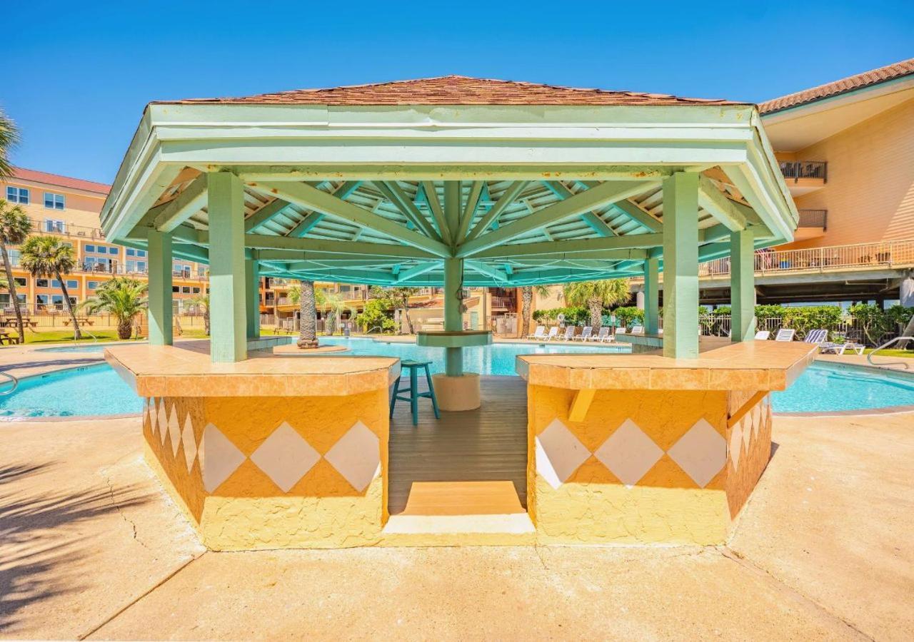 Poolside Paradise Galveston Exterior photo