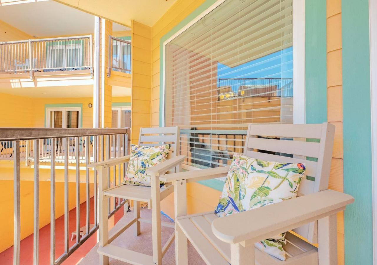 Poolside Paradise Galveston Exterior photo